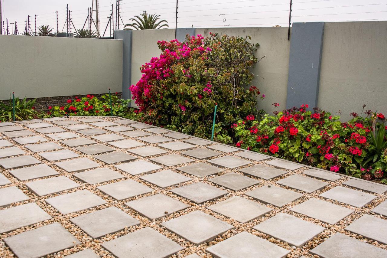 Sea View Bliss Guesthouse With Self Catering Swakopmund Exterior photo